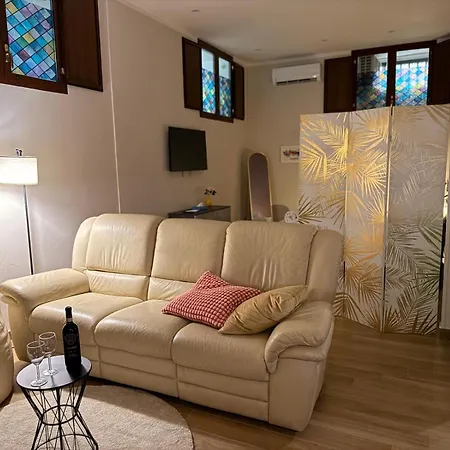 דירה San Martino Loft 8 נאפולי
